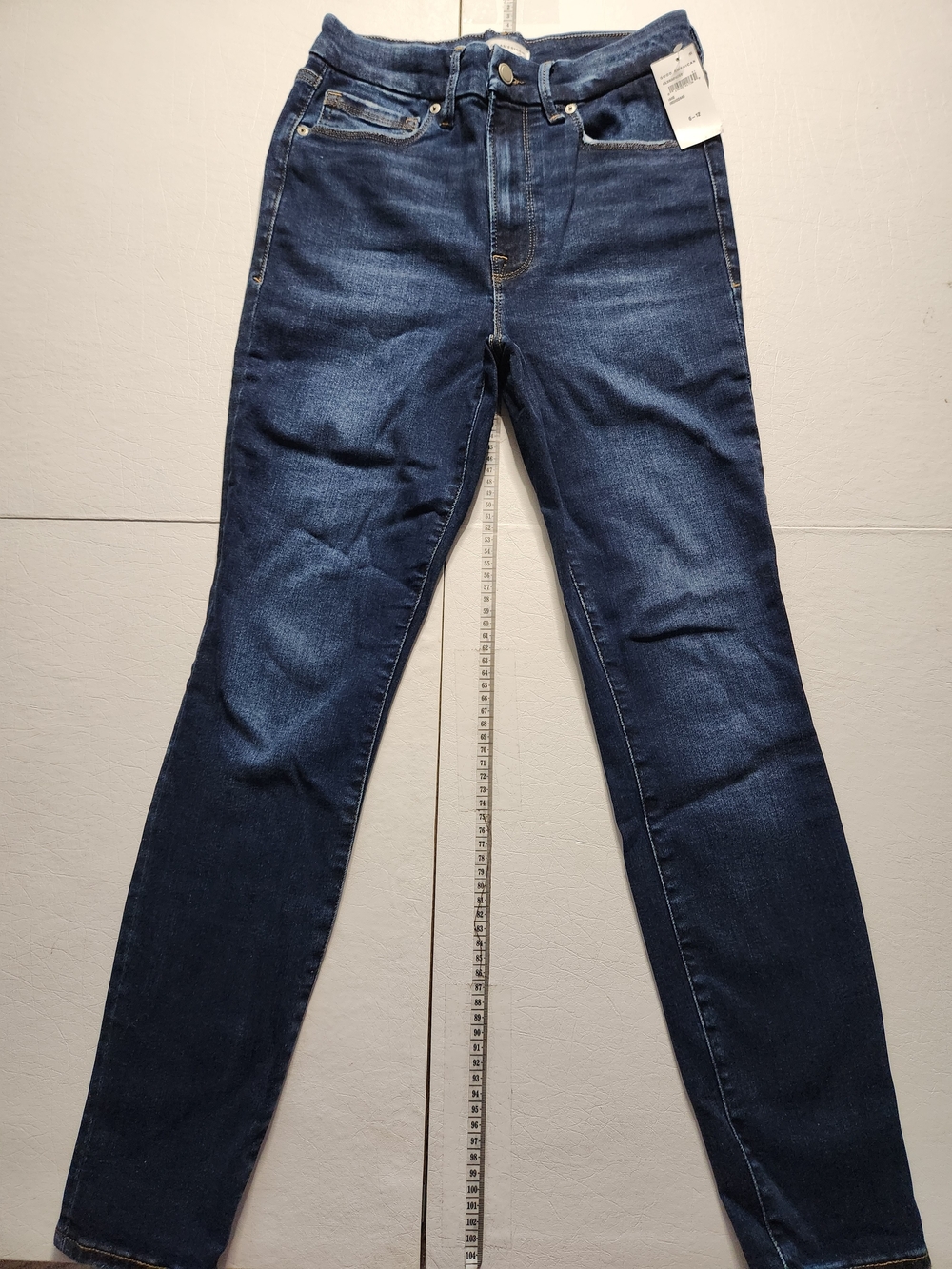 Good American Jeans - Picture 1 of 6